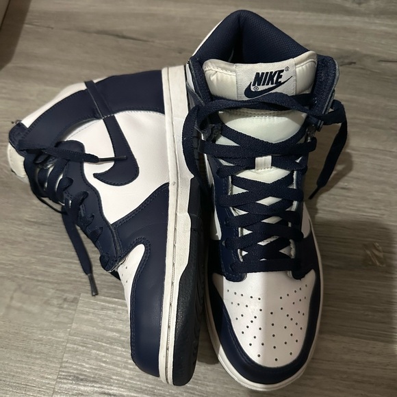 Nike Dunk High "Championship Navy" sneakers - Picture 11 of 12